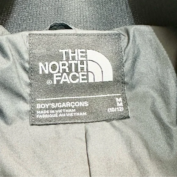 The North Face Boys' Black Jacket - Picture 2 of 10